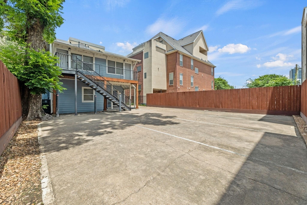412 Drew Street - Photo 29