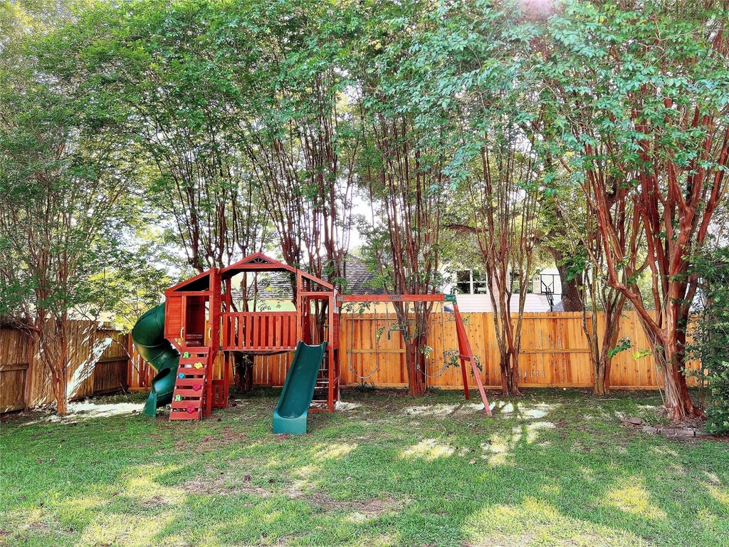 4007 N Beechwood Court - Photo 8