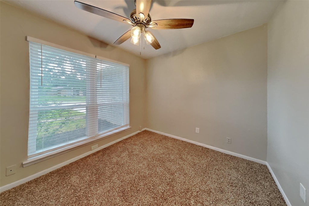 10107 King Ranch Lane - Photo 14