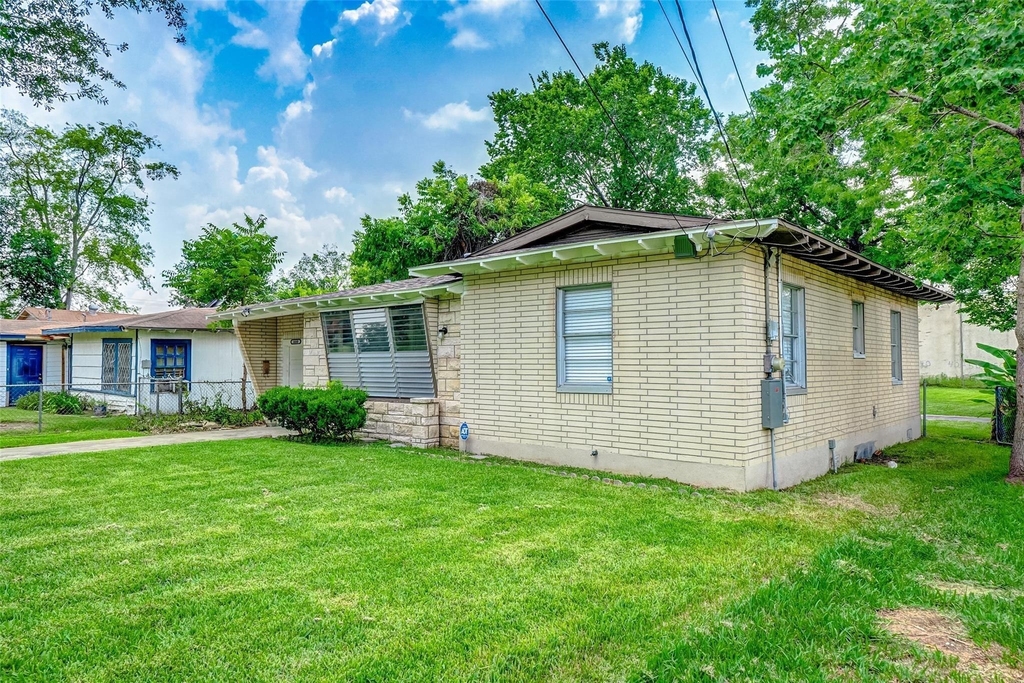 4440 Castor Street - Photo 27