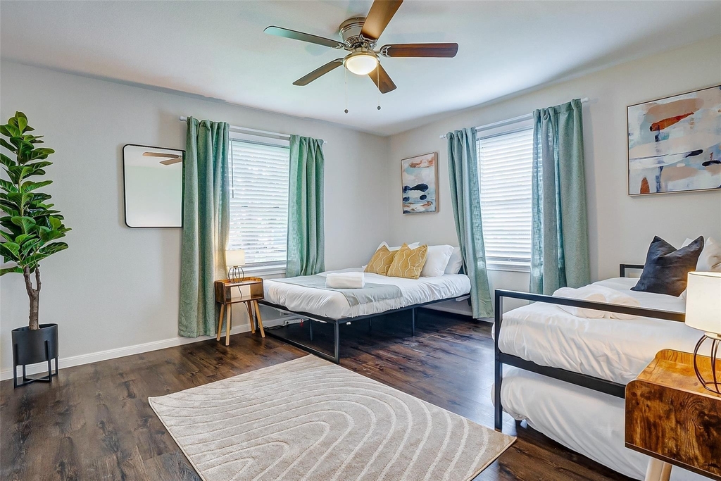 4440 Castor Street - Photo 12