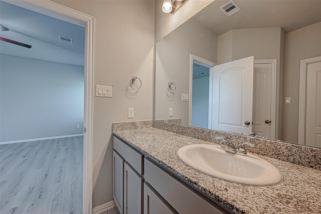 31803 Wellington Pass - Photo 38
