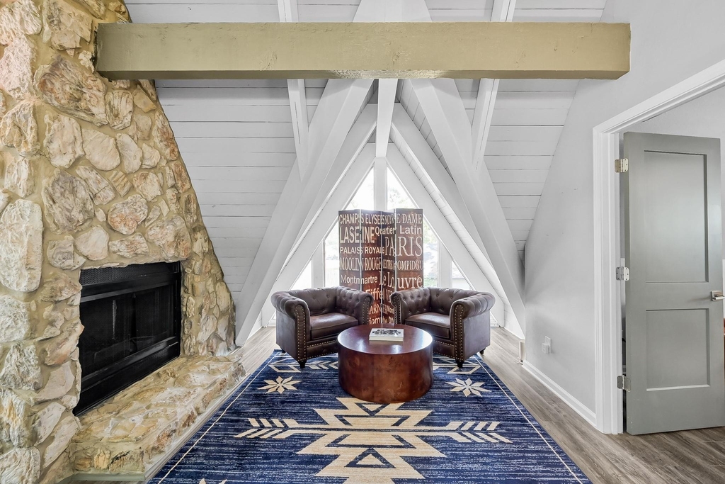 446 Fantasy Lane - Photo 16