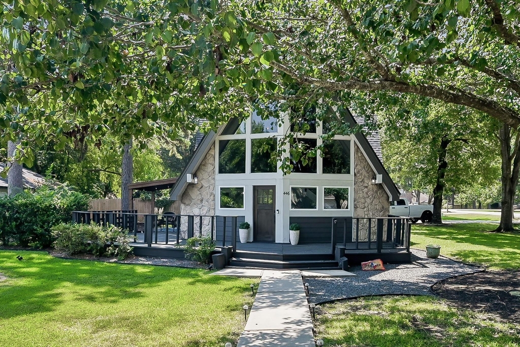 446 Fantasy Lane - Photo 2