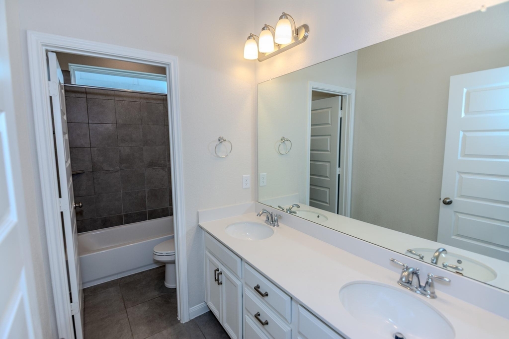4120 Split Ivy Drive - Photo 39