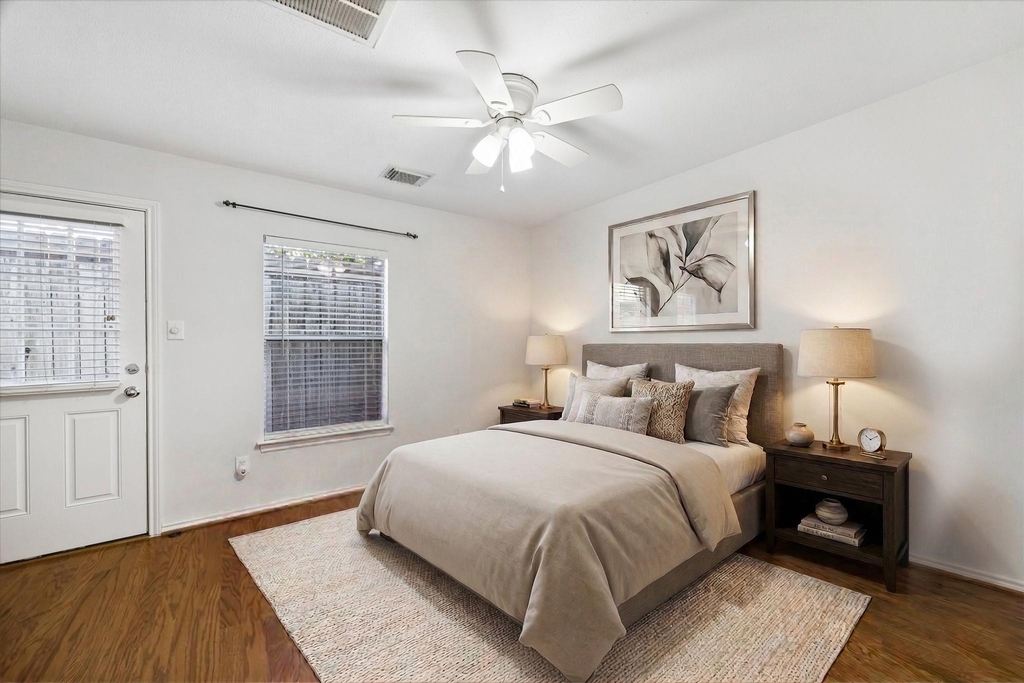 1421 W 26th Street Unit F - Photo 13