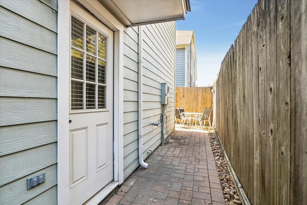 1421 W 26th Street Unit F - Photo 15