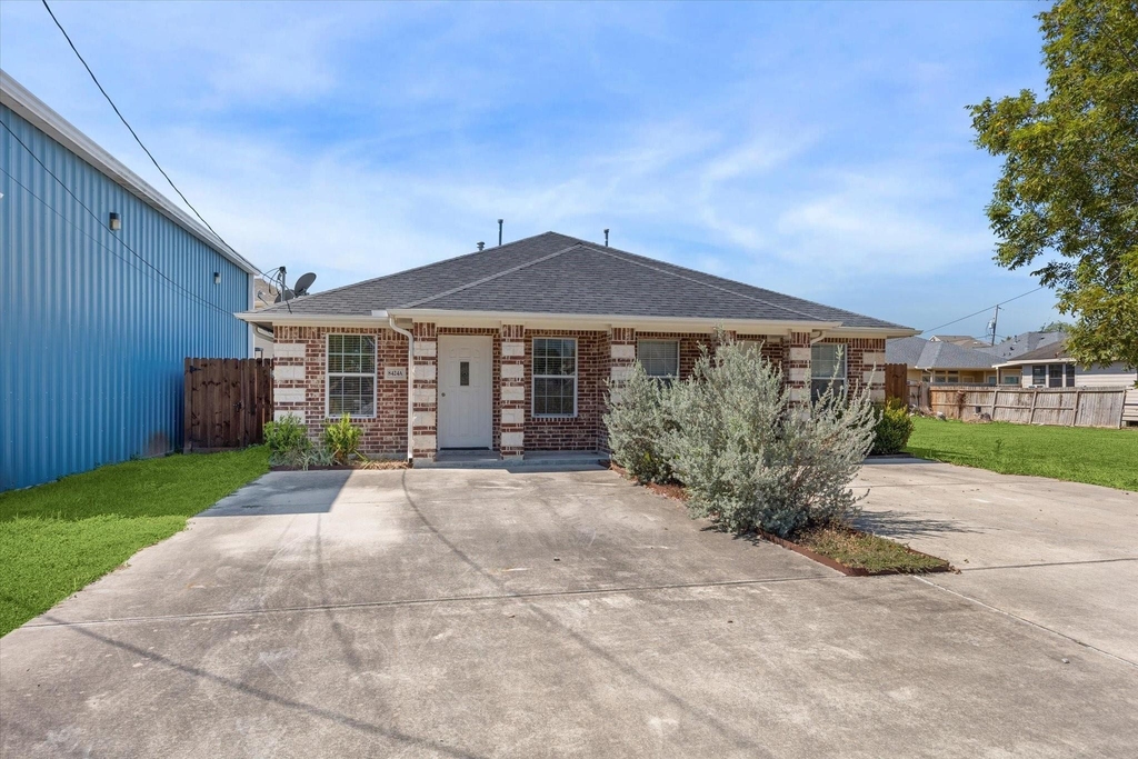 8424 Cannon Street - Photo 0