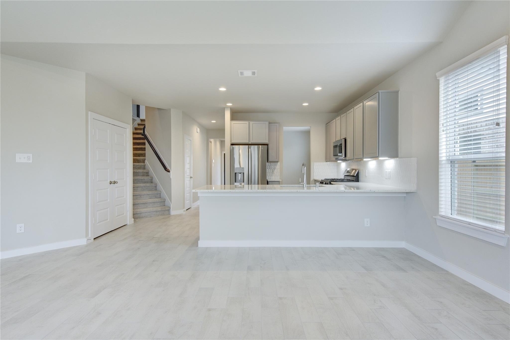 27006 Wandering Glen Lane - Photo 16