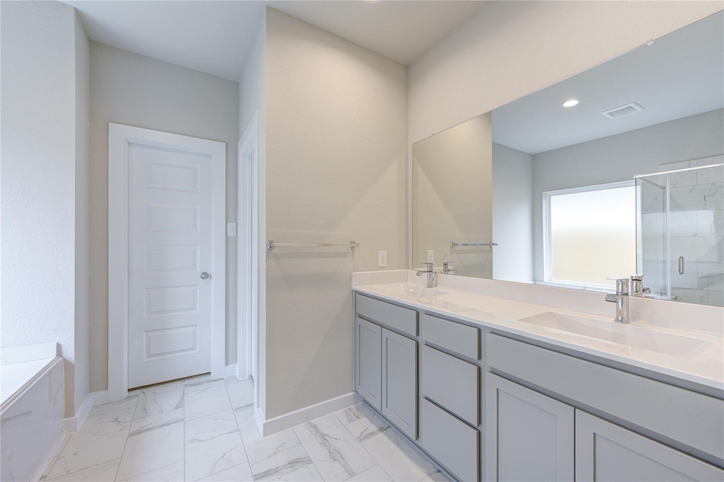 27006 Wandering Glen Lane - Photo 28