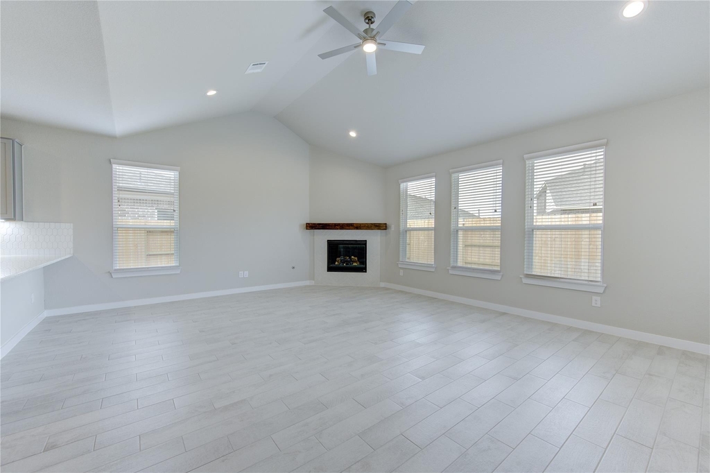 27006 Wandering Glen Lane - Photo 19