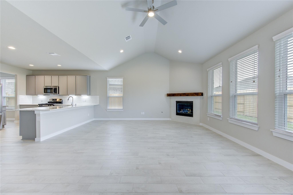 27006 Wandering Glen Lane - Photo 20