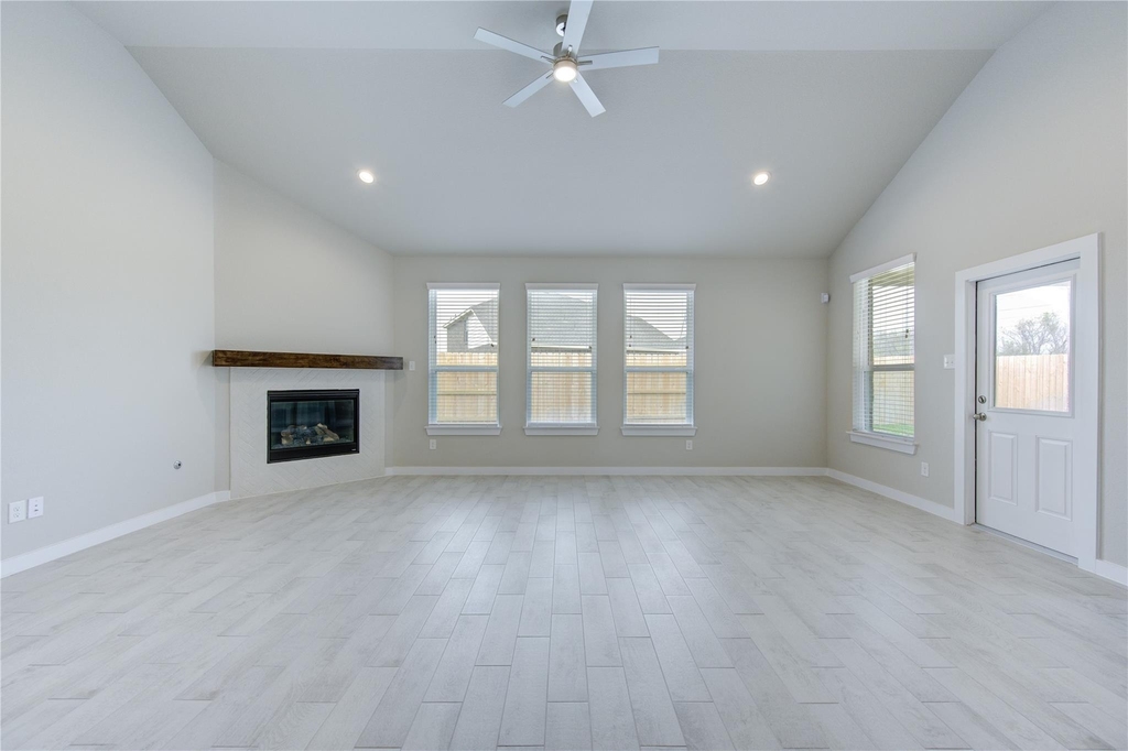 27006 Wandering Glen Lane - Photo 18