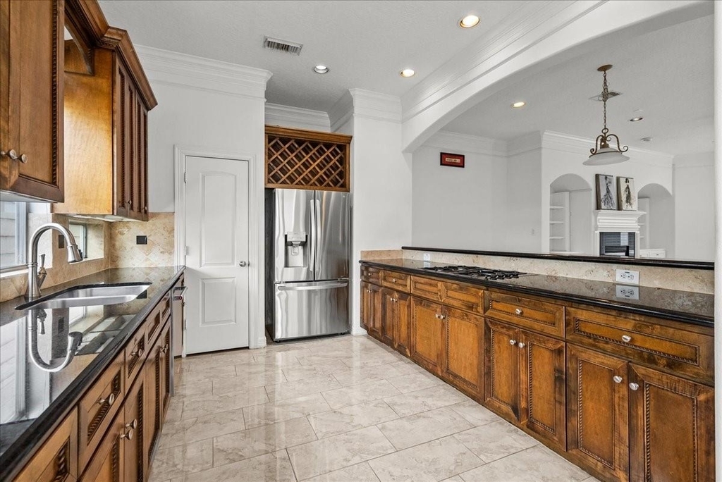 6118 Tyne Street - Photo 8