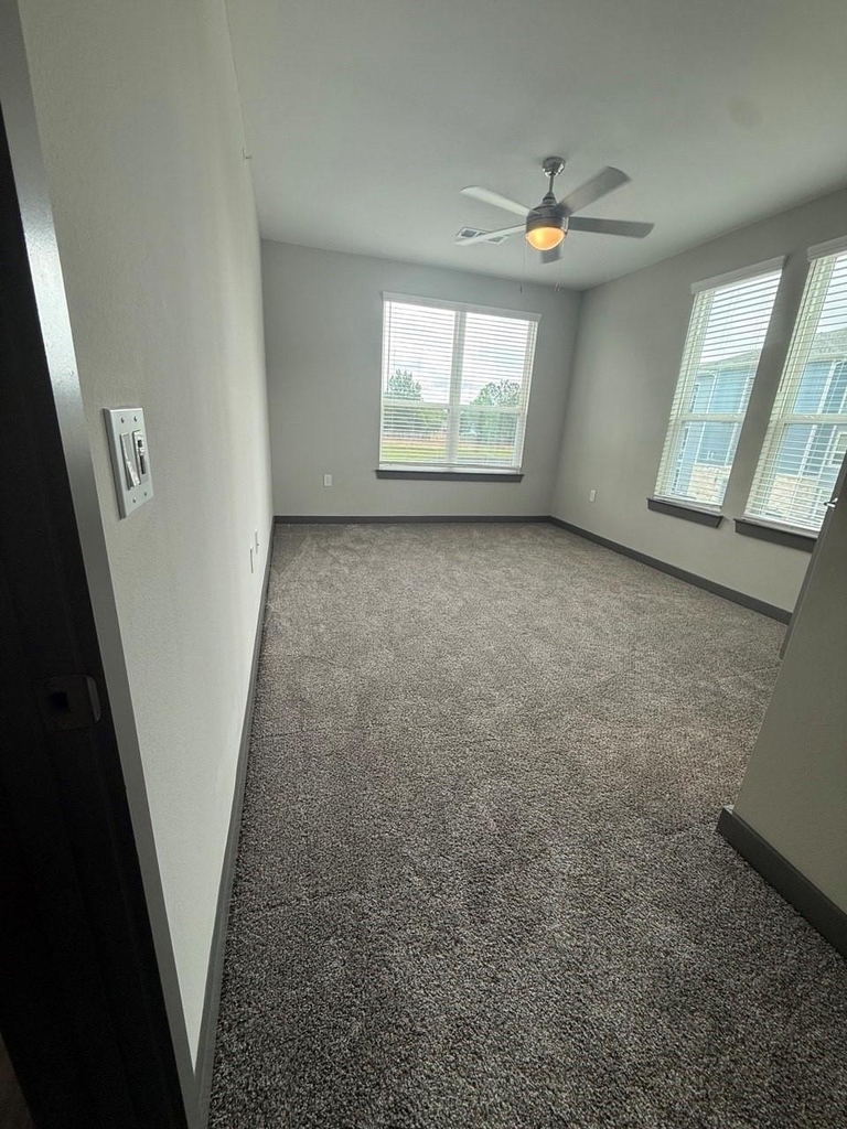 17448 N Eldridge Parkway - Photo 5