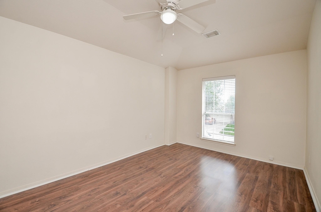 20903 Hamlet Ridge Lane - Photo 15