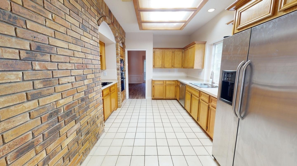 2731 Alderleaf Place - Photo 12