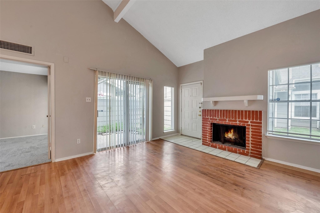 6345 Cattails Lane - Photo 5