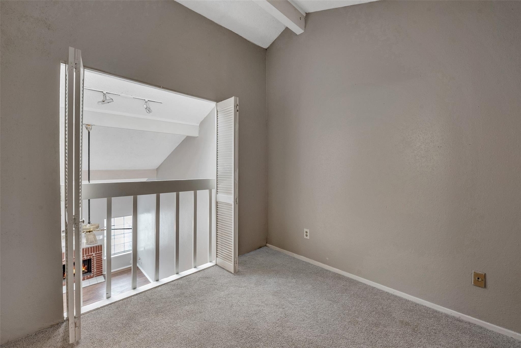 6345 Cattails Lane - Photo 19