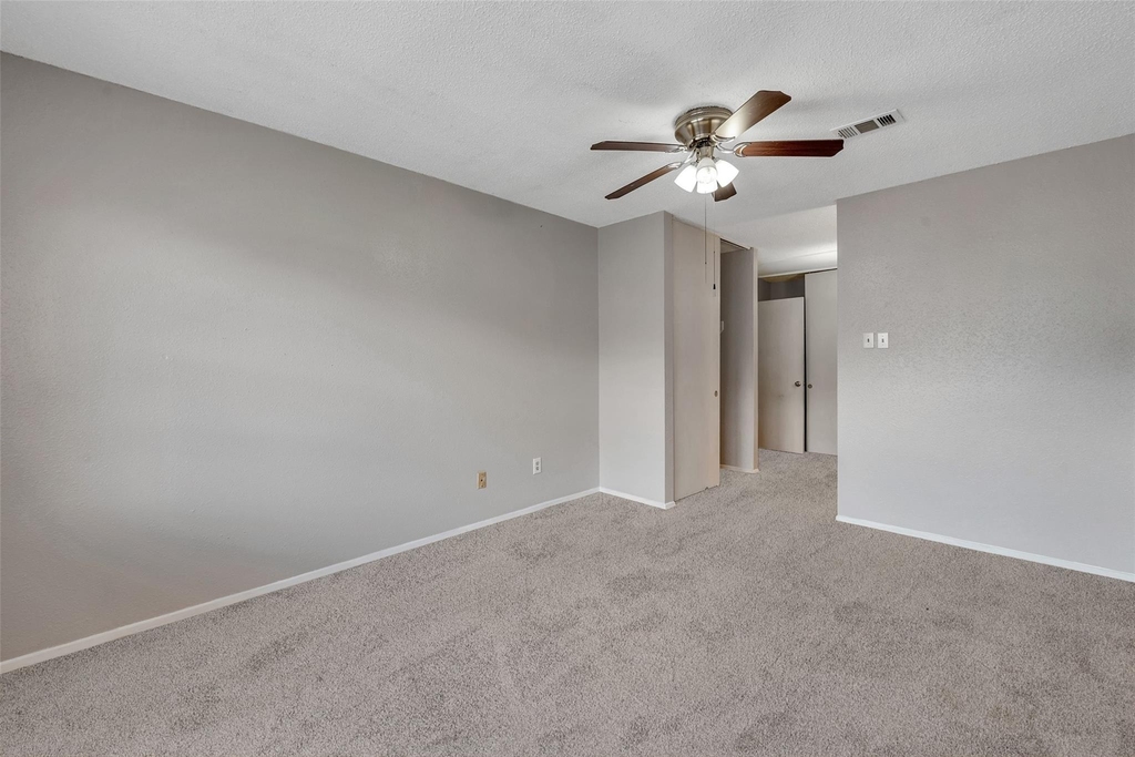 6345 Cattails Lane - Photo 24