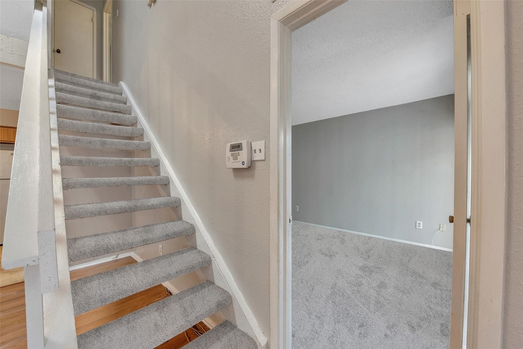 6345 Cattails Lane - Photo 9