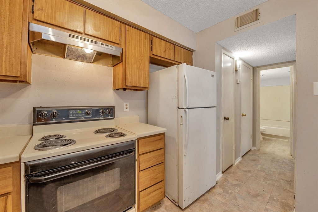 6345 Cattails Lane - Photo 12
