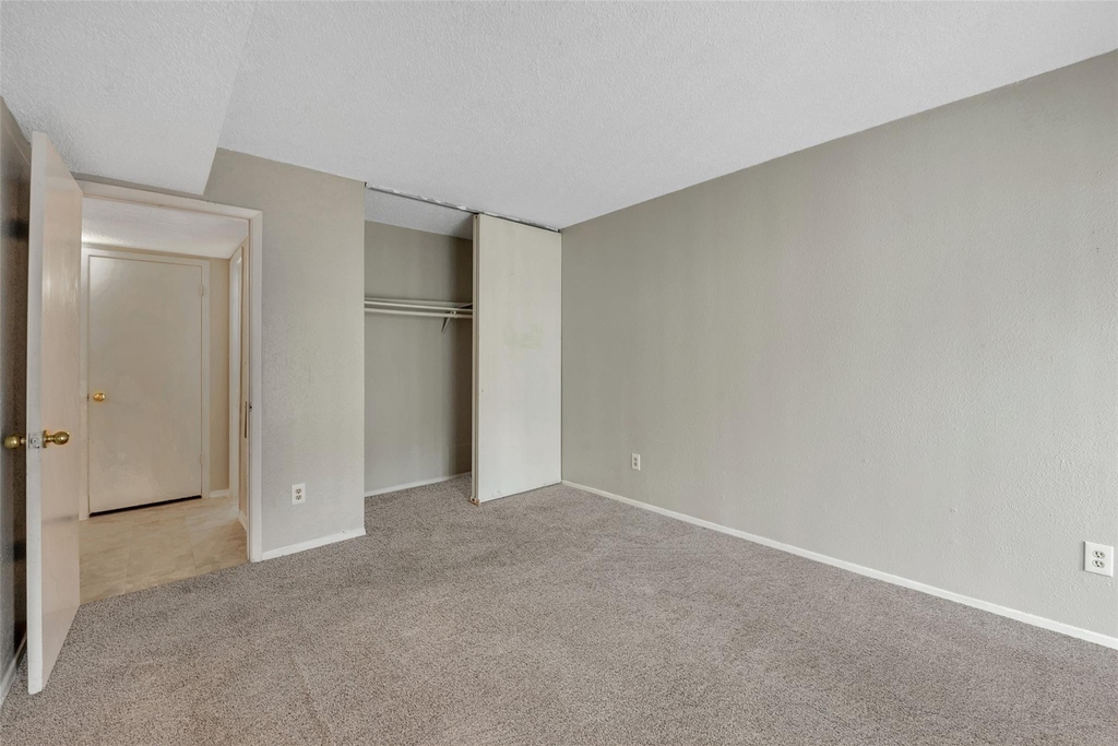6345 Cattails Lane - Photo 17