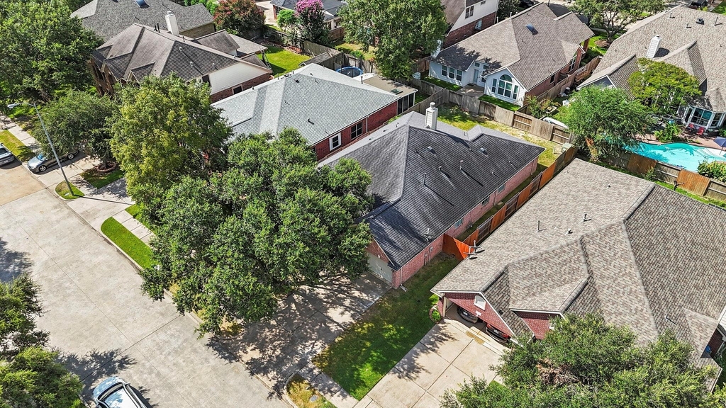 10415 Courtley Street - Photo 32