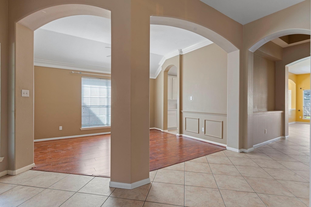 10415 Courtley Street - Photo 15