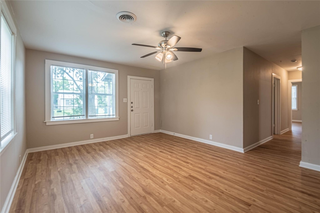 203 Beatrice Street - Photo 5