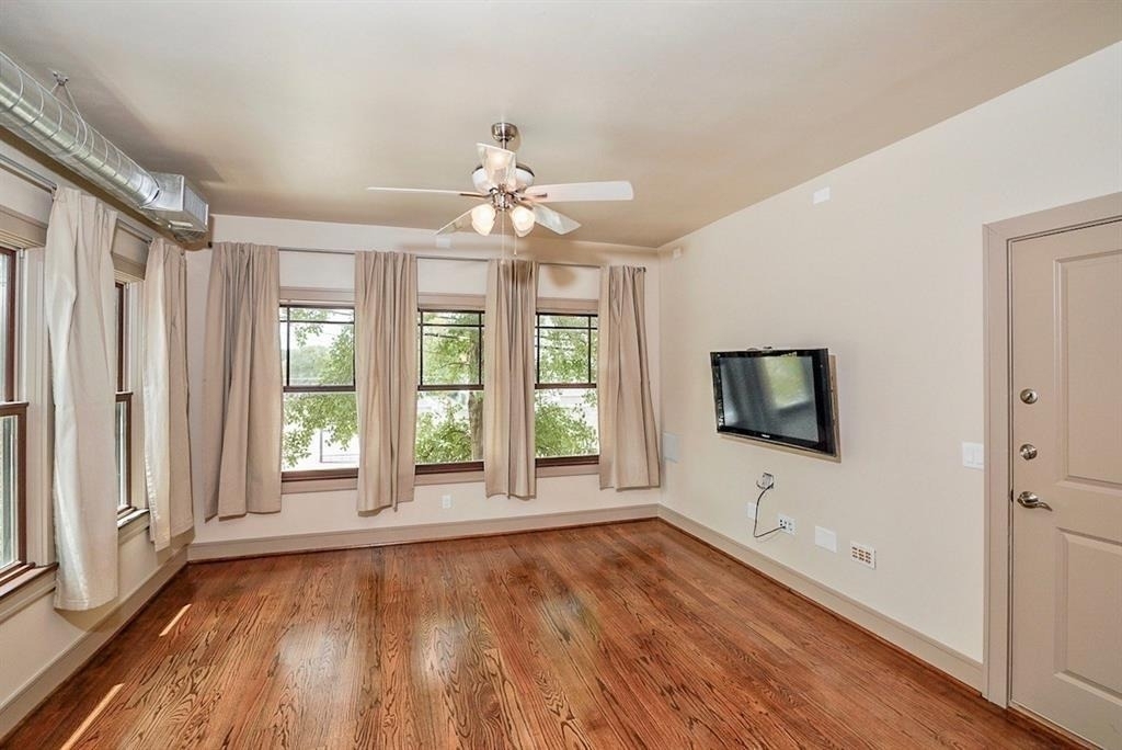 4009 Greeley Street - Photo 3