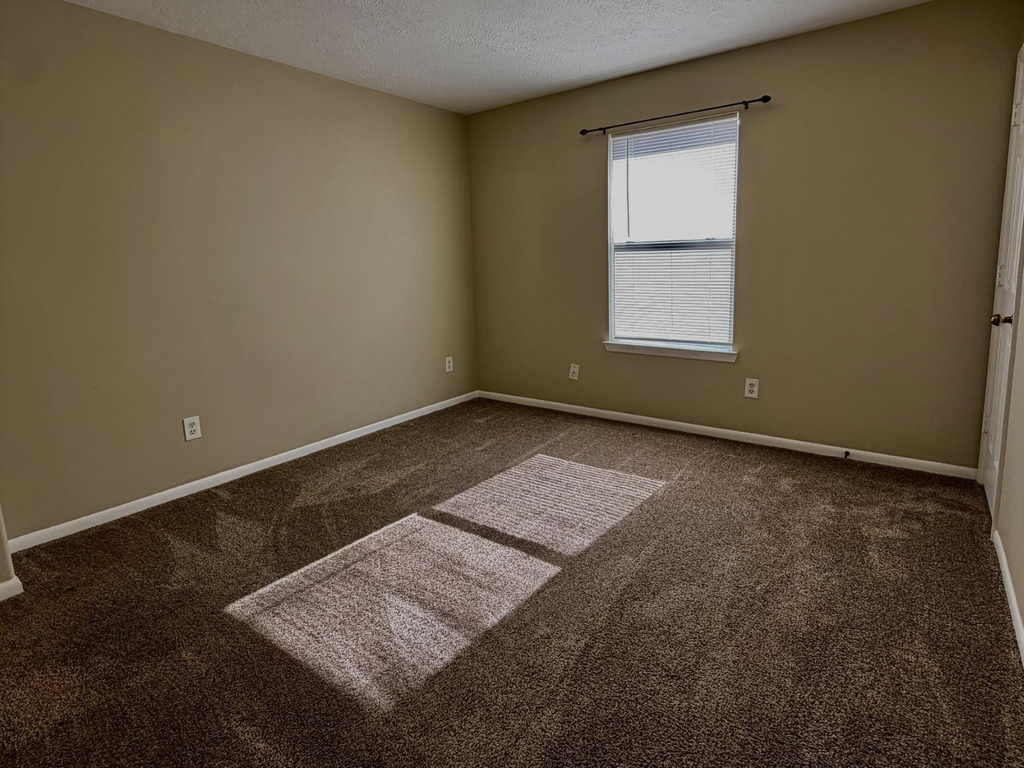 19754 Hon Court - Photo 19