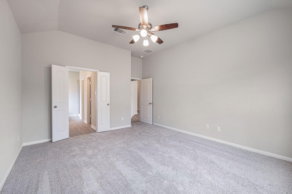 12983 Skyline Drive - Photo 16