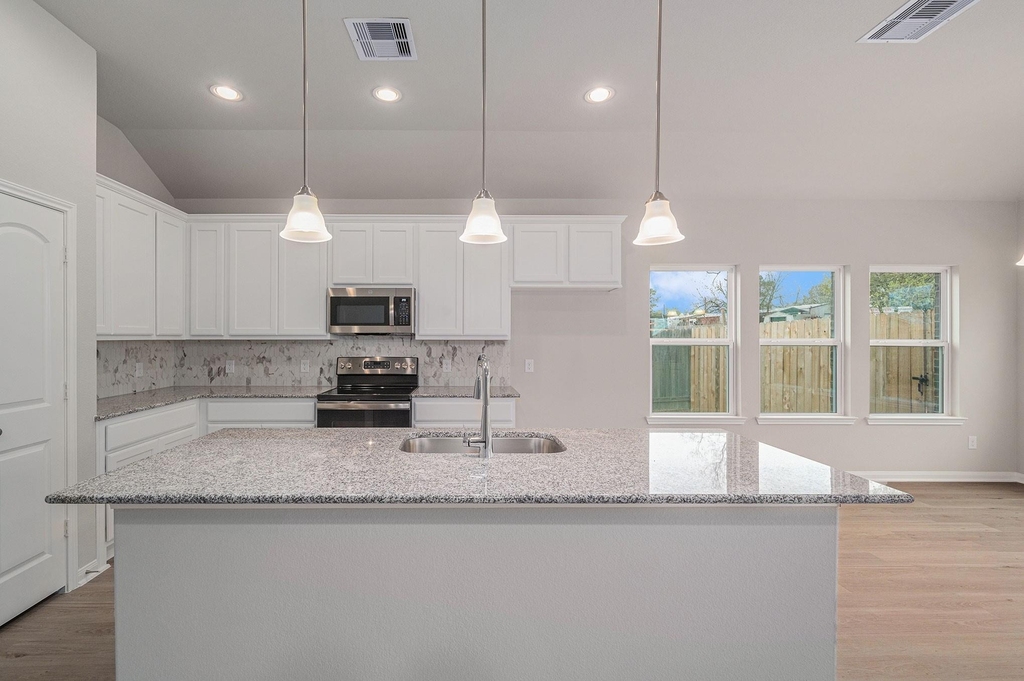 12983 Skyline Drive - Photo 21