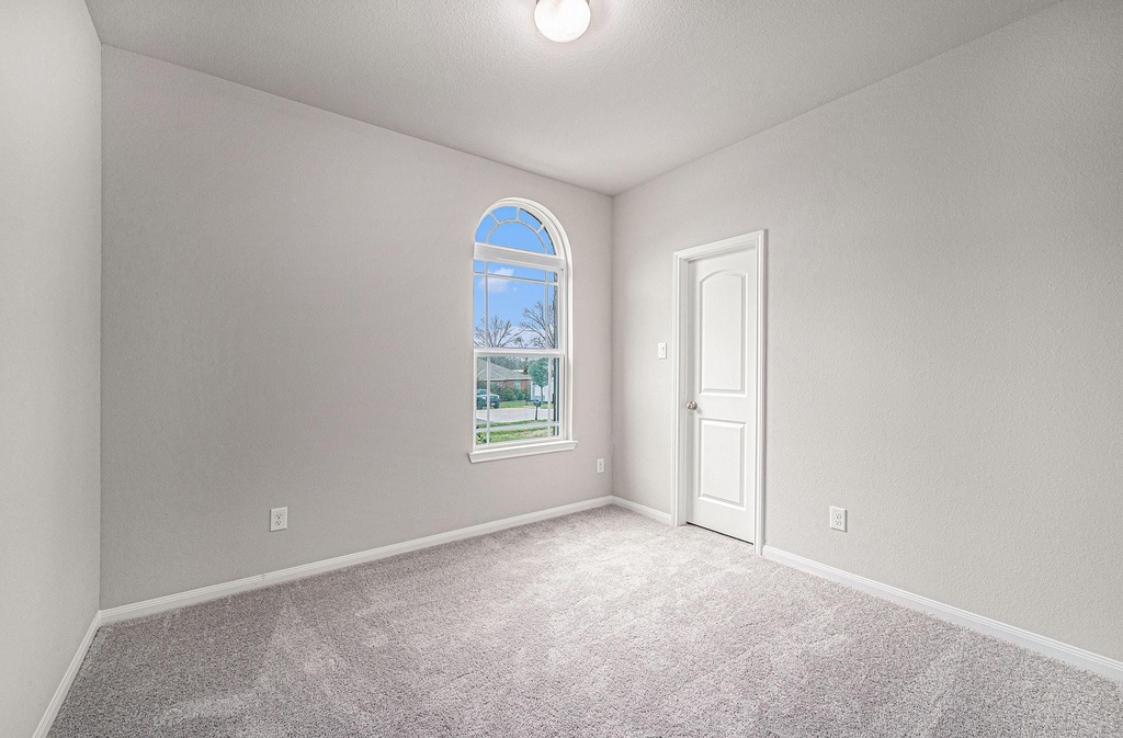 12983 Skyline Drive - Photo 11