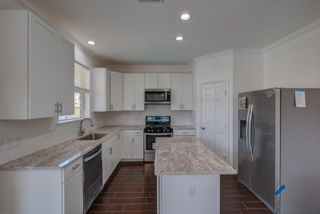 19806 Big Canyon Dr - Photo 12