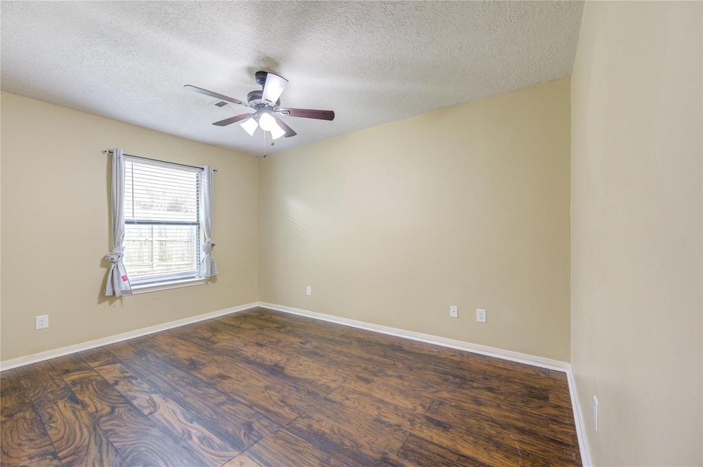 9550 Thousand Oaks Loop - Photo 27