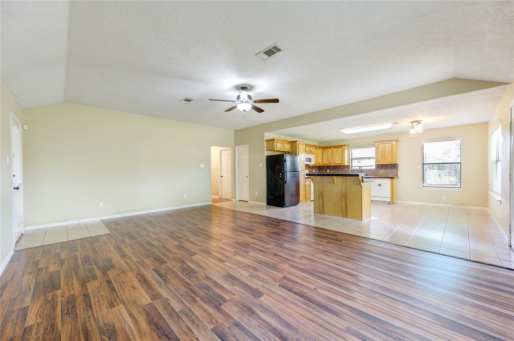 9550 Thousand Oaks Loop - Photo 8