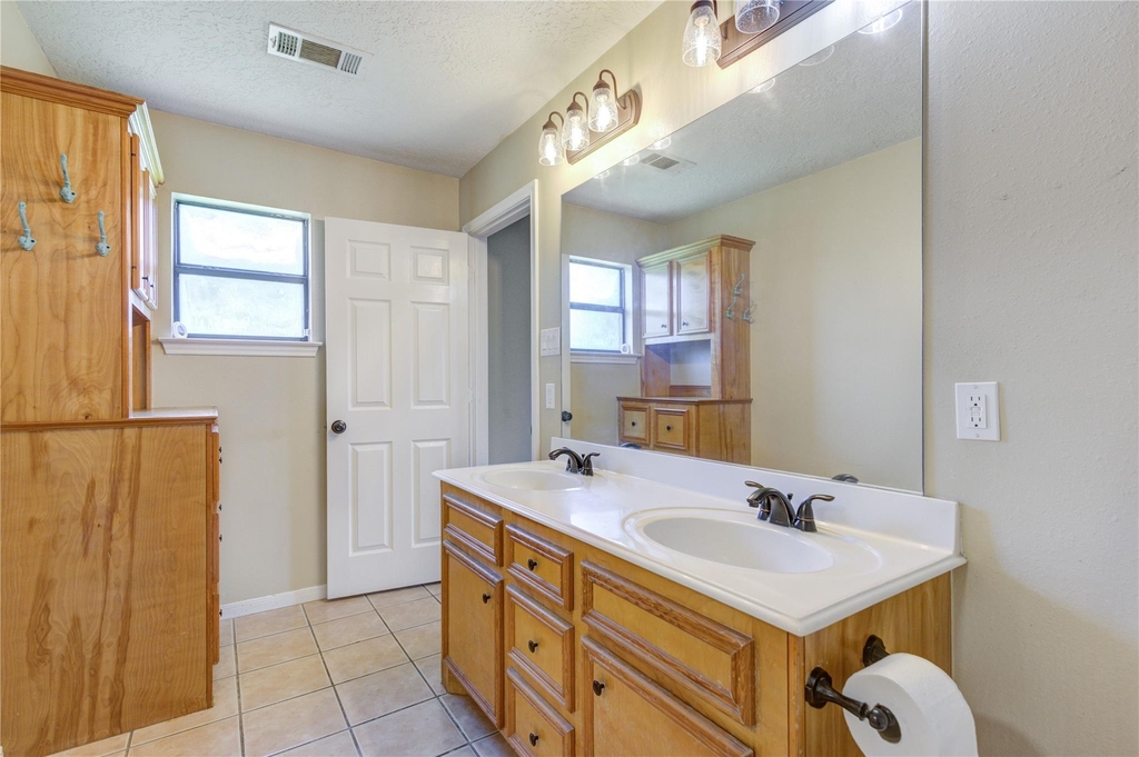 9550 Thousand Oaks Loop - Photo 23