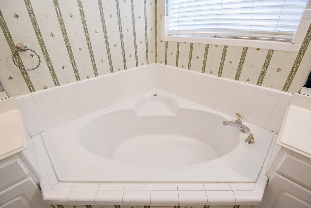 2719 Mossy Log Court - Photo 27