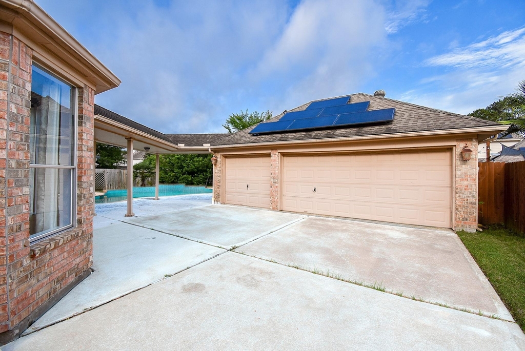 2719 Mossy Log Court - Photo 44