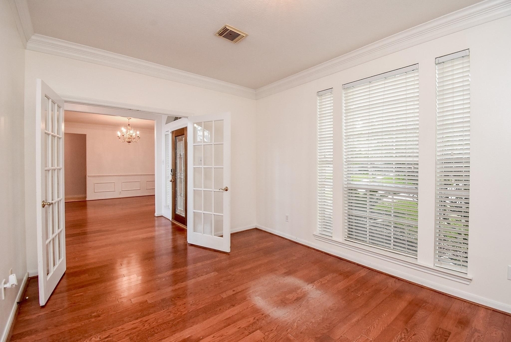 2719 Mossy Log Court - Photo 12