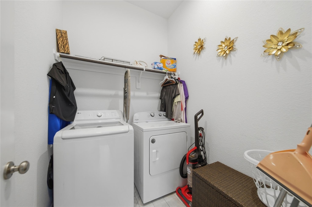 4512 Bartagrass Drive - Photo 21