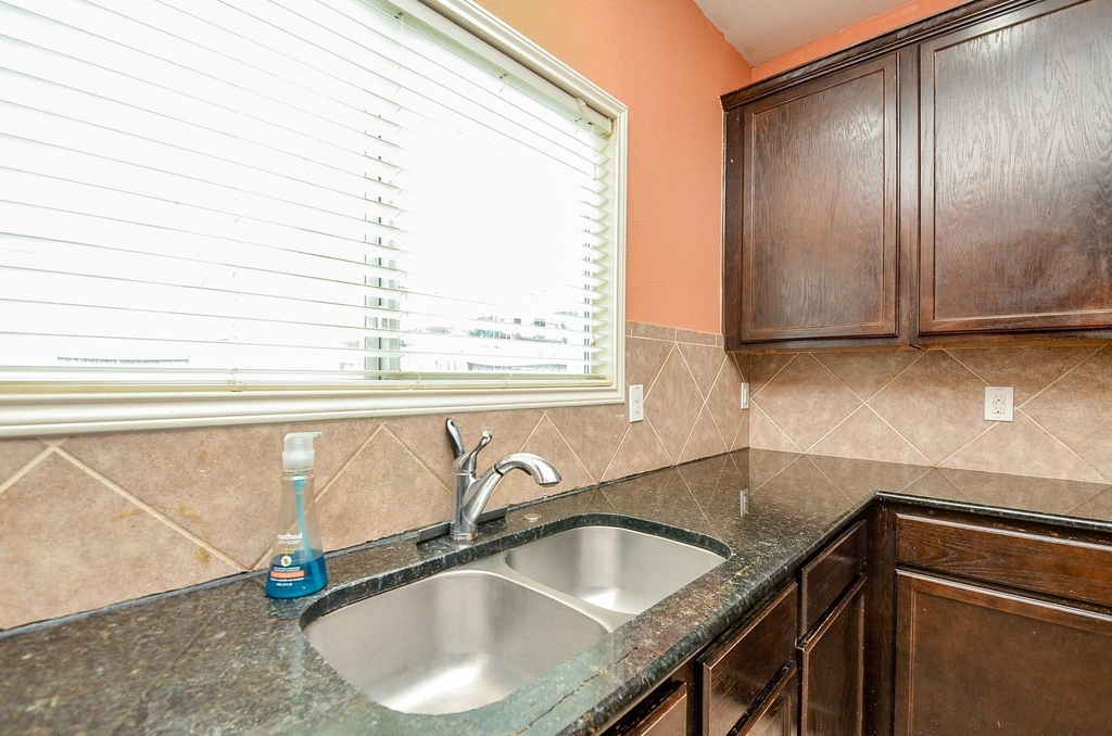 3427 Denton Meadows Court - Photo 18