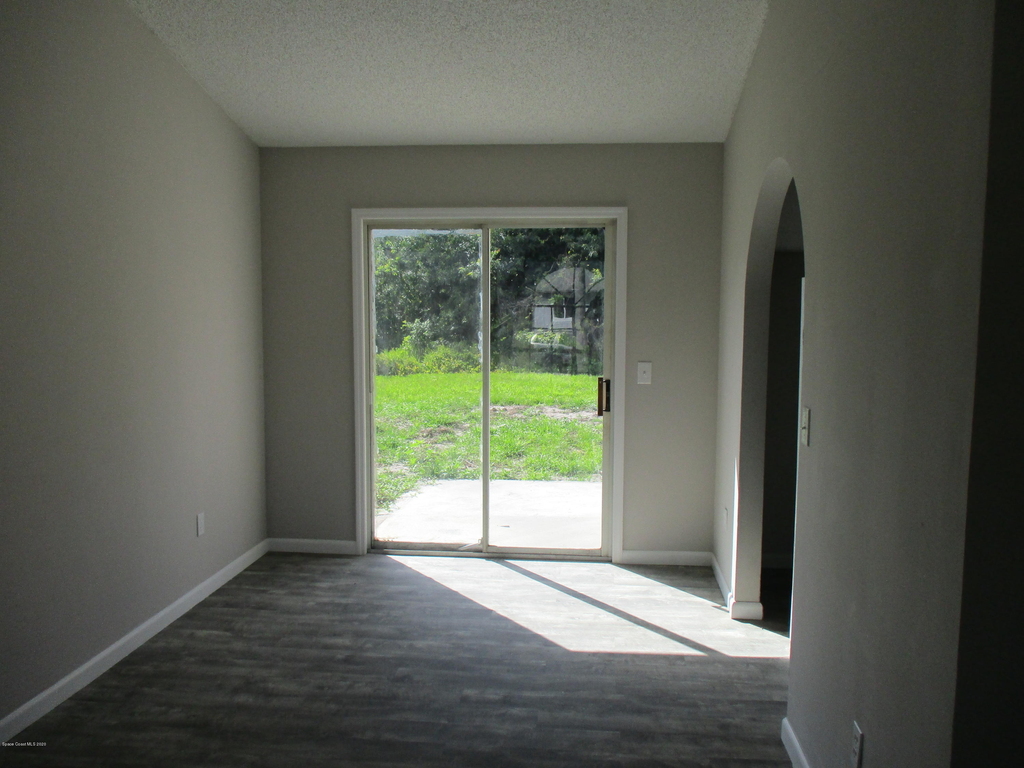 474 Tuloma Avenue Sw - Photo 1
