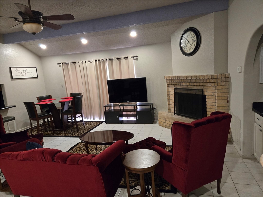 4111 Knoll Glen Drive - Photo 4