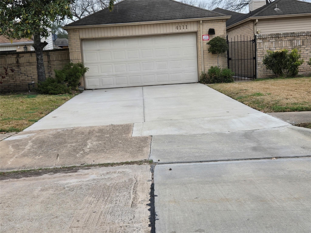 4111 Knoll Glen Drive - Photo 9