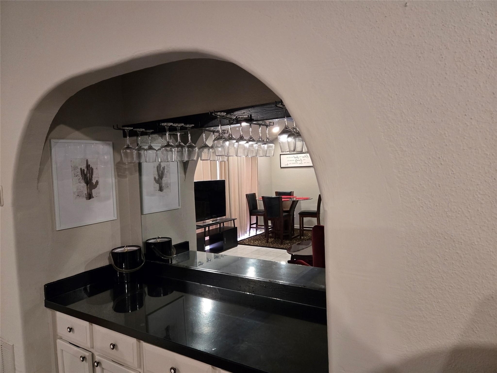 4111 Knoll Glen Drive - Photo 7