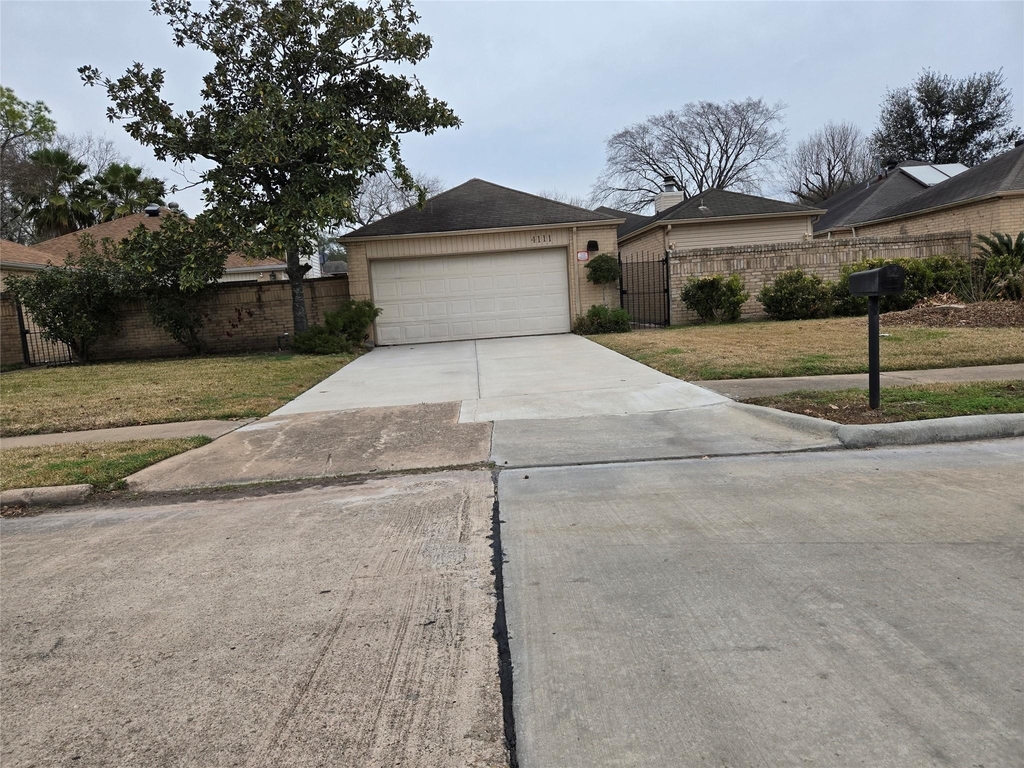4111 Knoll Glen Drive - Photo 10