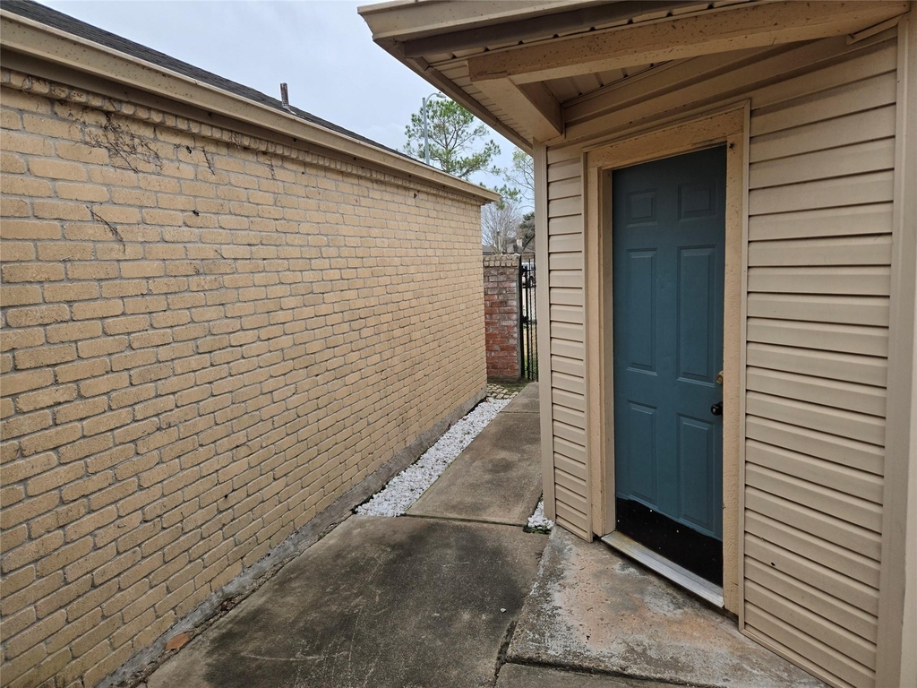 4111 Knoll Glen Drive - Photo 15